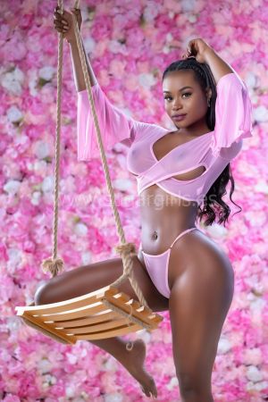 Amira otra nacionalidad modele daccompagnement madrid foto 3